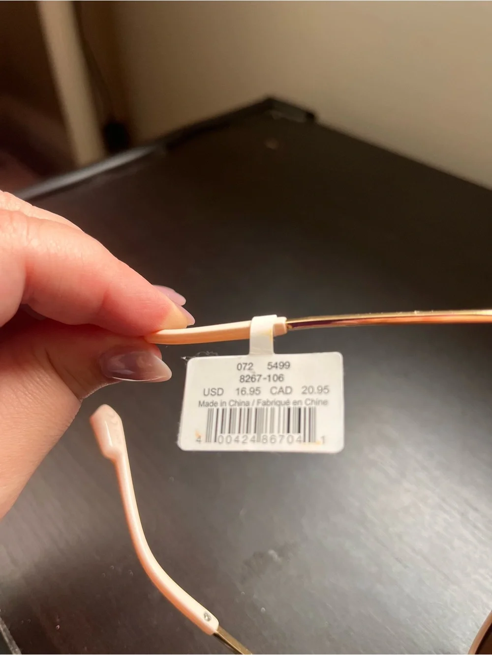 Brand New Women’s Pink Aerie Sunglasses – Tags Attached
